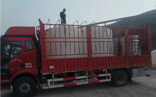 陇南立式运输桶安排发货现场